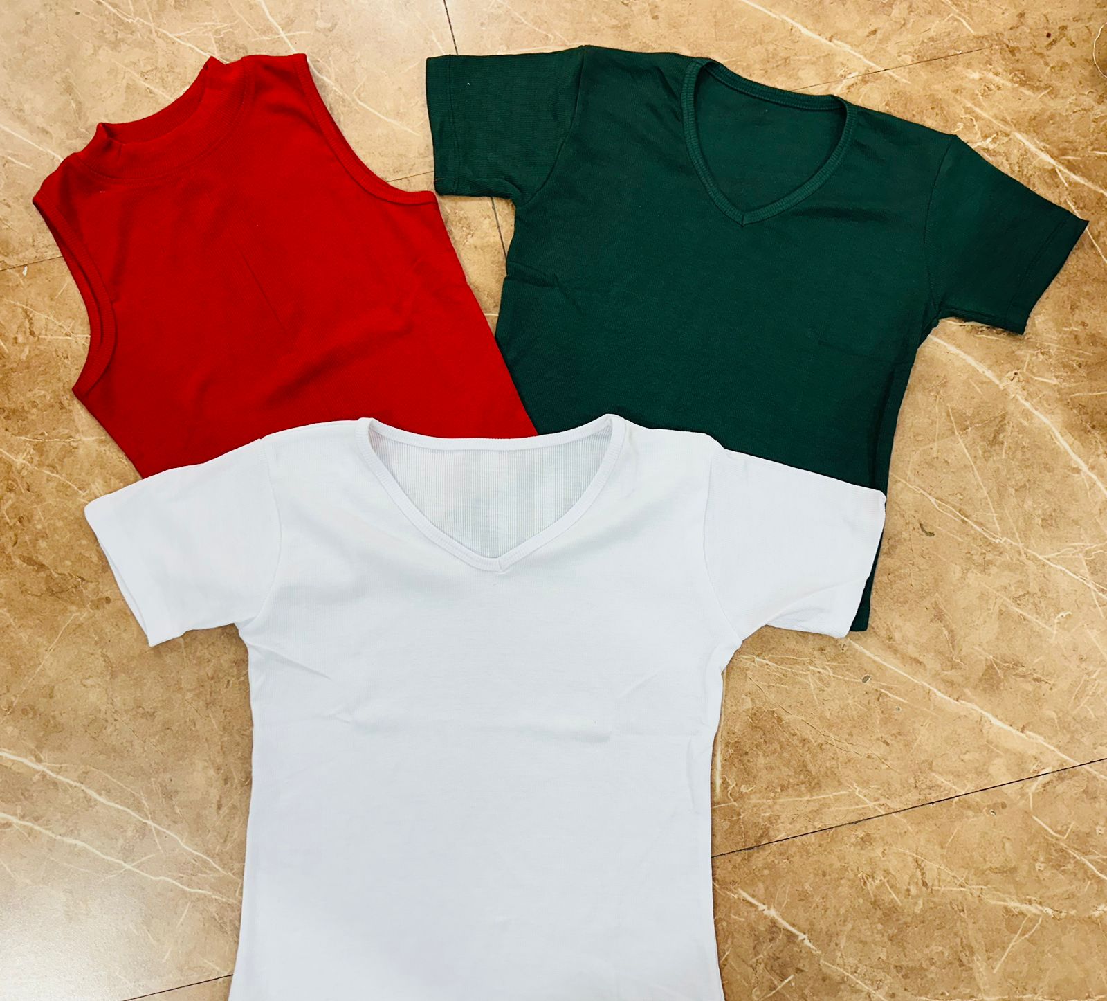 Girls crop top and tshirt